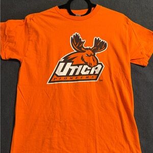 UTICA orange T shirt